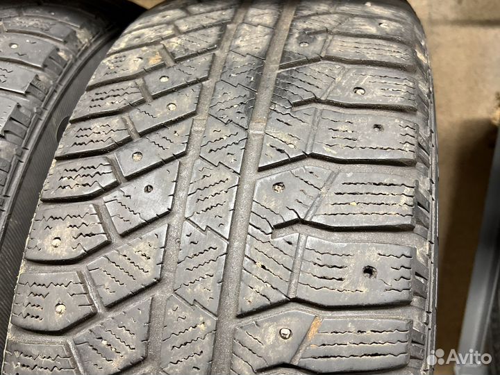 Continental ContiWinterViking 2 215/55 R16 97T