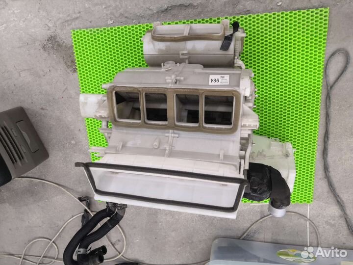 Радиатор печки Тойота Марк GRX120