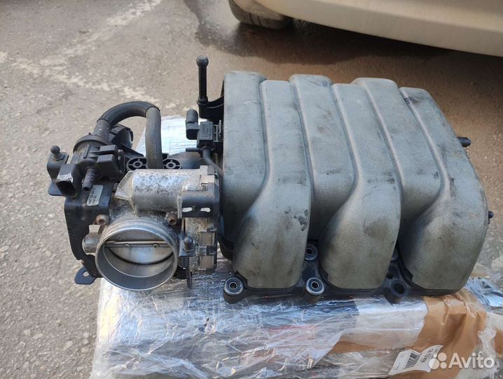 Коллектор впускной Ауди 3.2