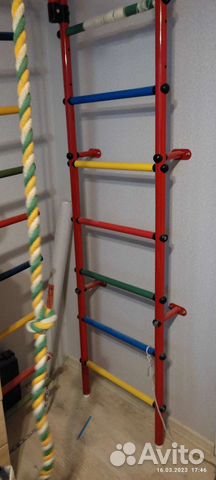 Шведская стенка с турником бу