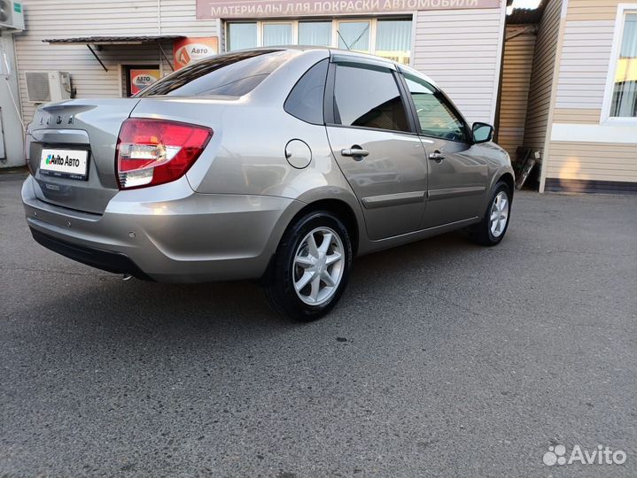 LADA Granta 1.6 МТ, 2021, 33 214 км