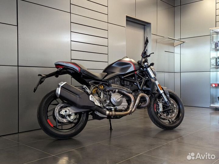 Ducati Monster 821