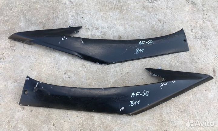 Нижние боковые обтекатели (лыжи) Honda Dio AF-56