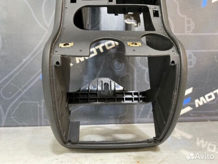 Консоль между сидений Audi Allroad C5 BES 2003