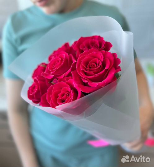 Цветы розы и букеты с доставкой живые