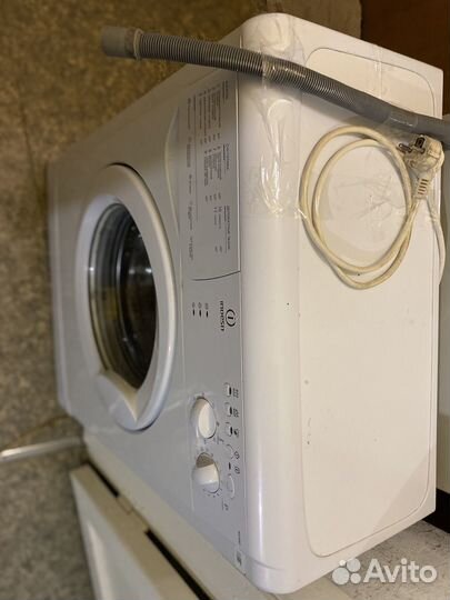 Стиральная машина indesit узкая