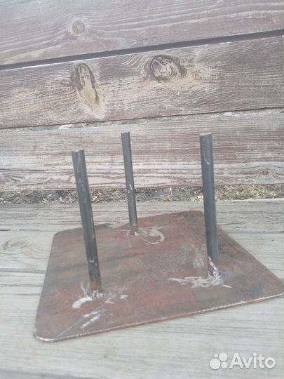 Стойка для ростовых цветов