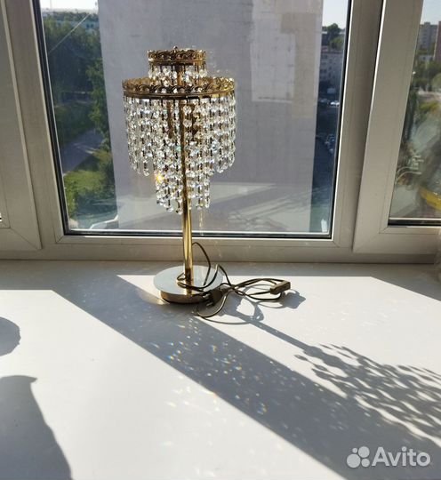 Лампа настольная декоративная