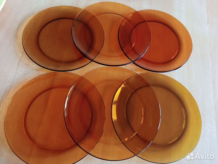 Комплект стеклянных тарелок, бронь 1 комплект