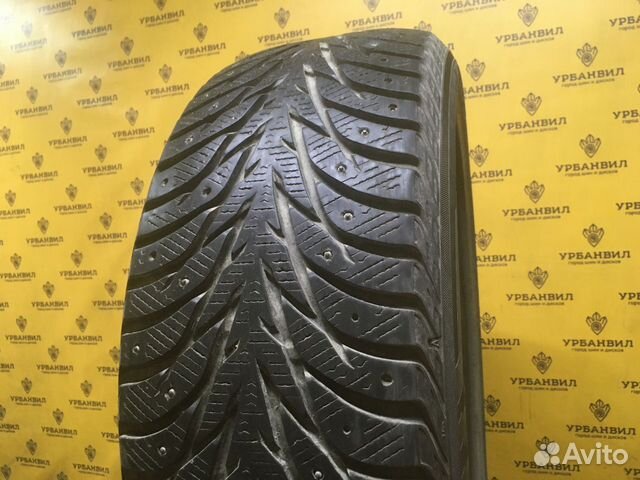 Yokohama Ice Guard IG35 215/55 R17 98T