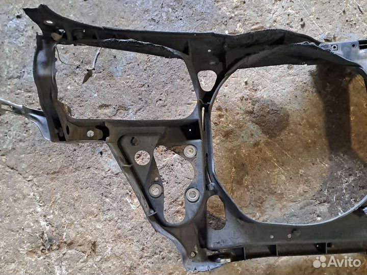 Передняя панель (телевизор) Volkswagen Passat B5