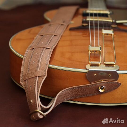 Кожаный гитарный ремень