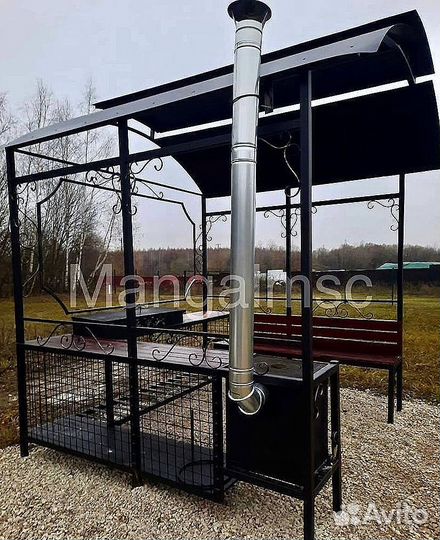 Мангал с крышей