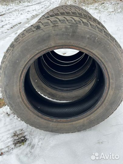 Kumho I'Zen KW22 205/60 R16 92T