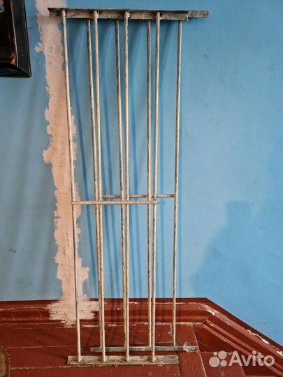 Решетки на окна б/у