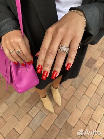 Маникюр в студии