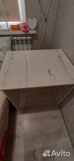 Письменный стол