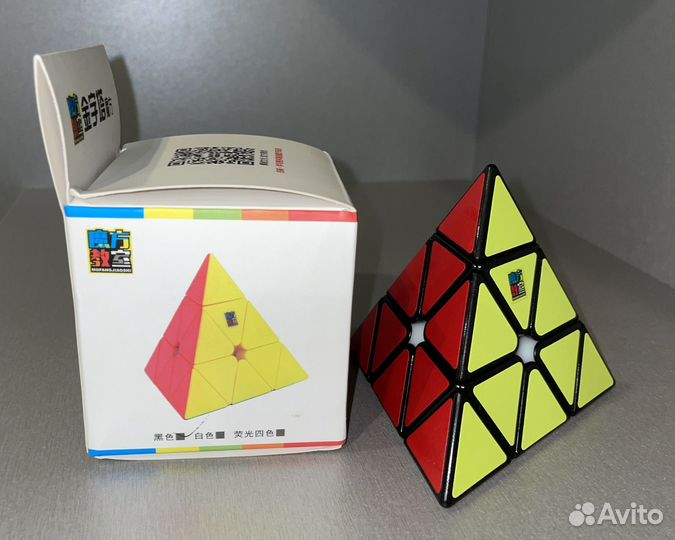 Кубик рубика пирамидка(пираминкс)