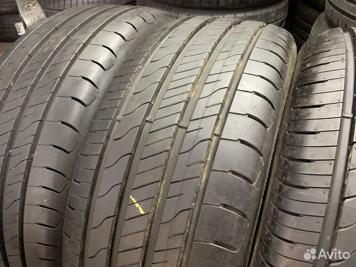 Goodyear EfficientGrip Performance 2 215/50 R17
