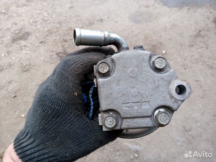 Насос гур Mazda 3 BK, BL, BM