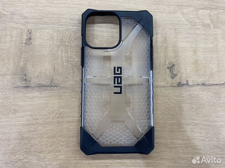 Чехлы на iPhone 13 Pro Max