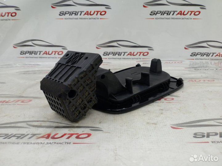 Лючок топливного бака Kia K7 2 G6DM 2016-2021