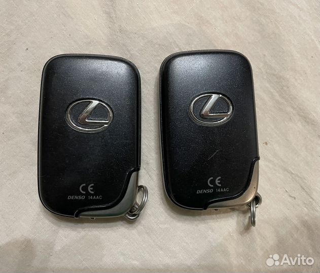 Ключ для Lexus
