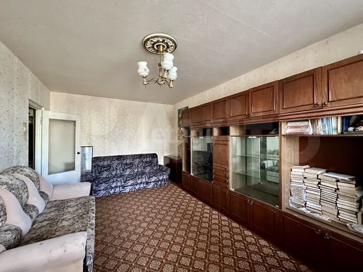 2-к. квартира, 52 м², 10/12 эт.