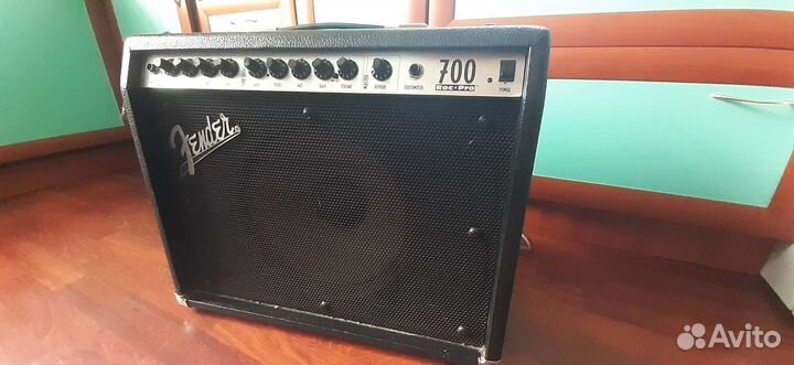 Гитарный комбоусилитель fender roc-pro 700