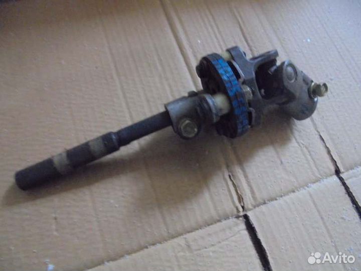 Рулевой карданчик Toyota Harrier MCU15 1MZ-FE 2000