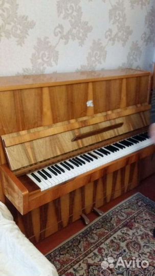 Фортепиано Schubert