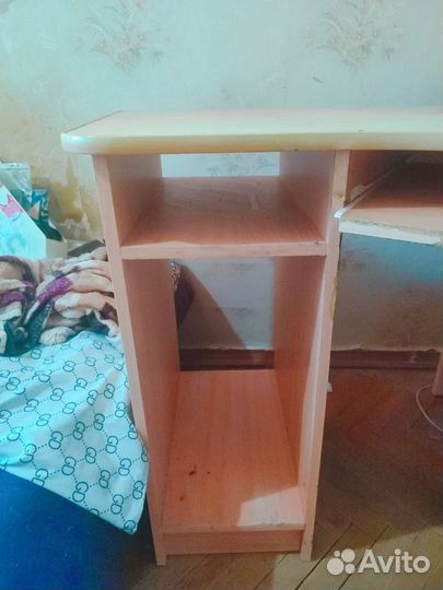 Компьютерный стол Хороший, Великолепный