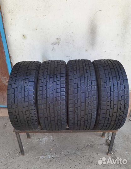 Yokohama Ice Guard IG30 215/50 R17 97T