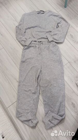 Спортивный костюм женский