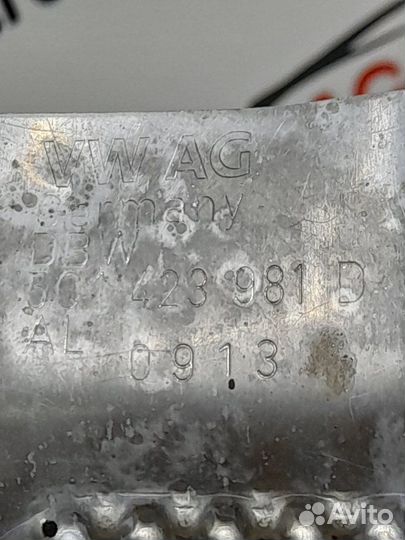 Тепловой экран Skoda Octavia A7 1.2 cjza 2013