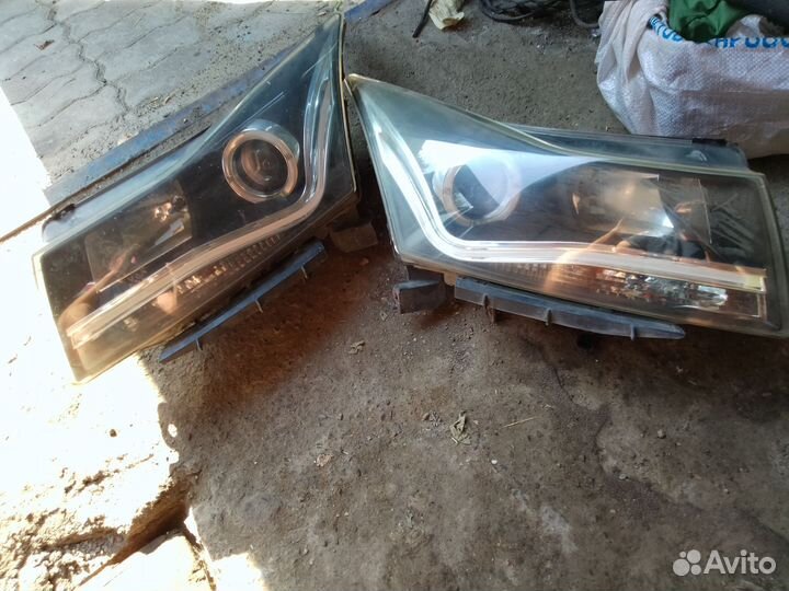 Фары на Круз