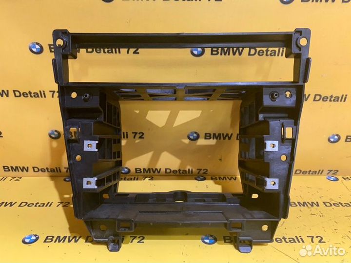 Рамка магнитолы Bmw 5 E60 M54B30 2004