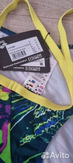 Купальник arena, доска mad wave, ласты р 36-38