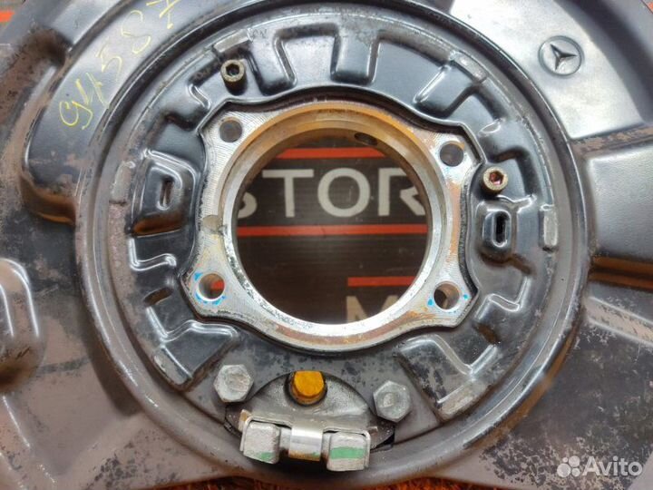 Кулак поворотный задний правый Mercedes-Benz