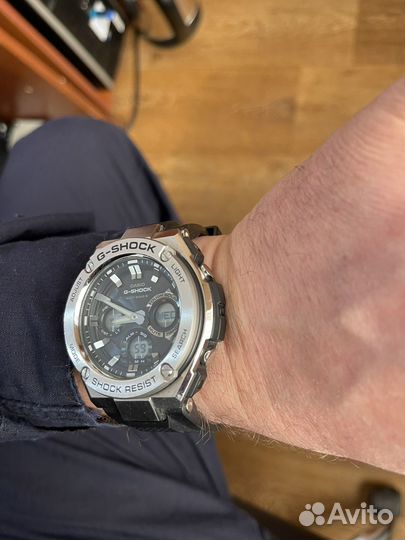 Часы casio g shock GST-W110