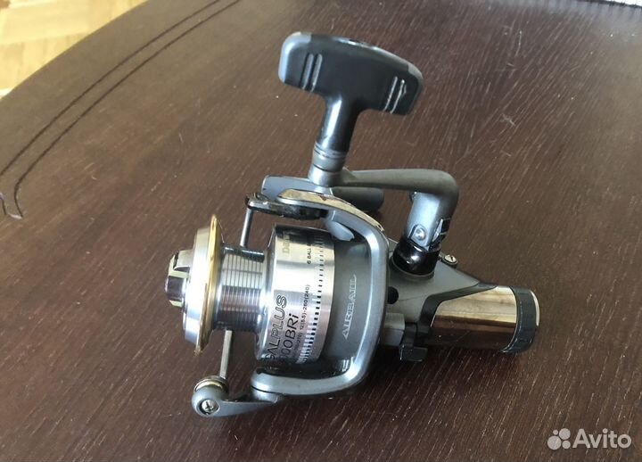 Катушка с байтранером Daiwa RegalPlus 4000BRi-AB