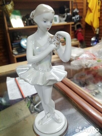 Статуэтка фарфоровая. Балерина. Позолота СССР 60гг