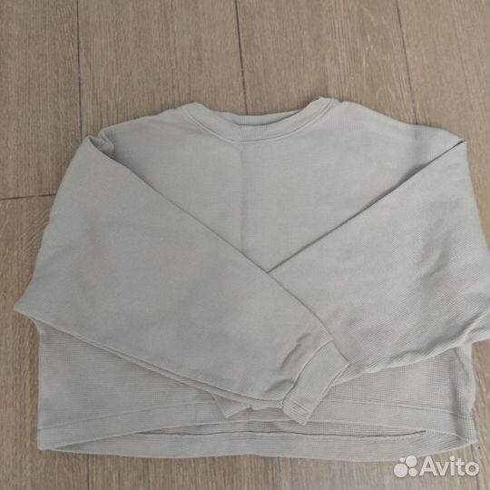 Свитшот короткий