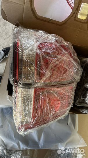 Задние фонари комплект land cruiser 200