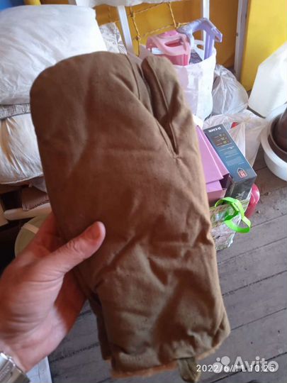 Меховые руковицы