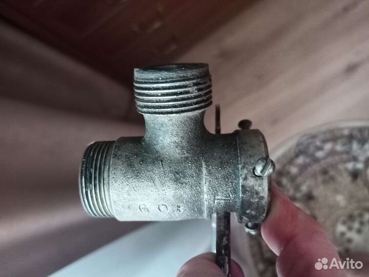 Газовый редуктор к Горьковской газовой колонке