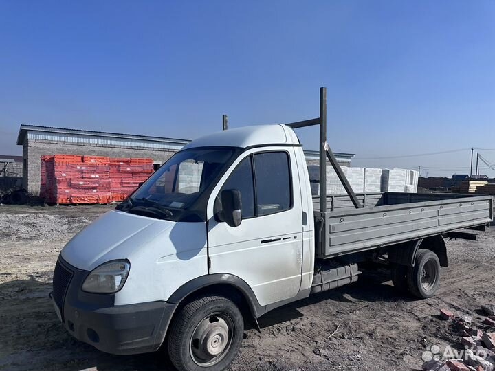 Водитель газели
