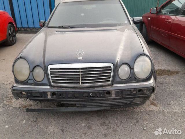 Капот мерседес 210