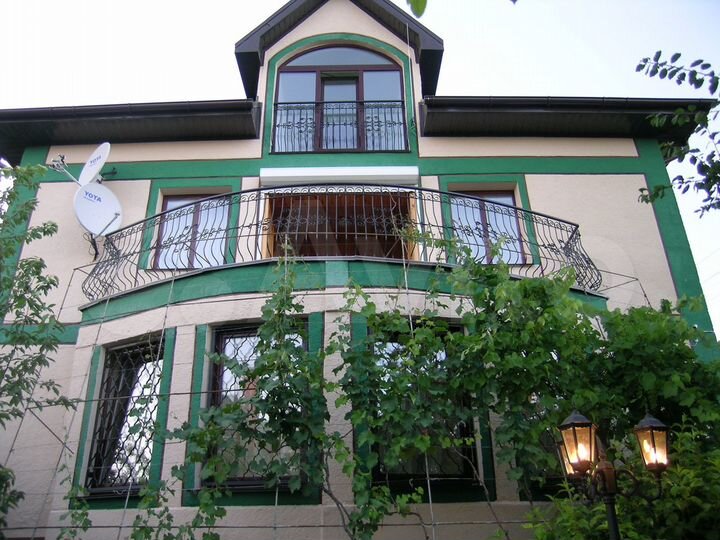 Дом 496,5 м² на участке 6 сот.