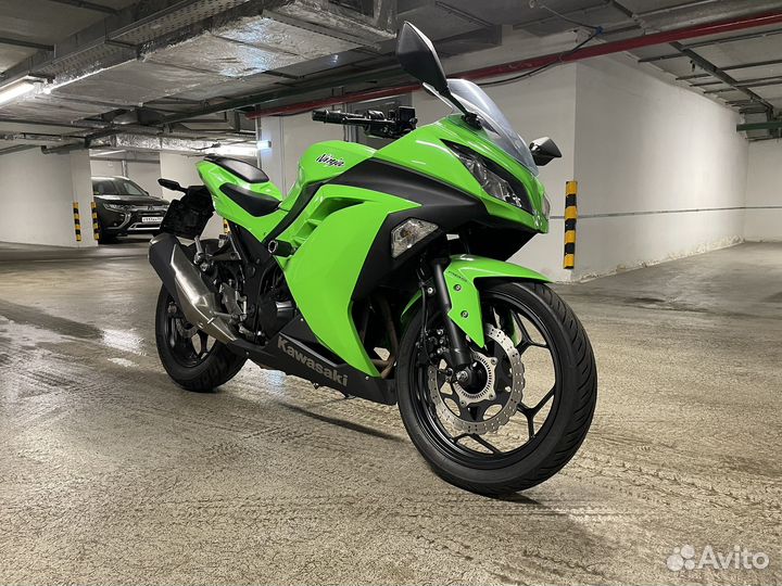 Kawasaki Ninja 300